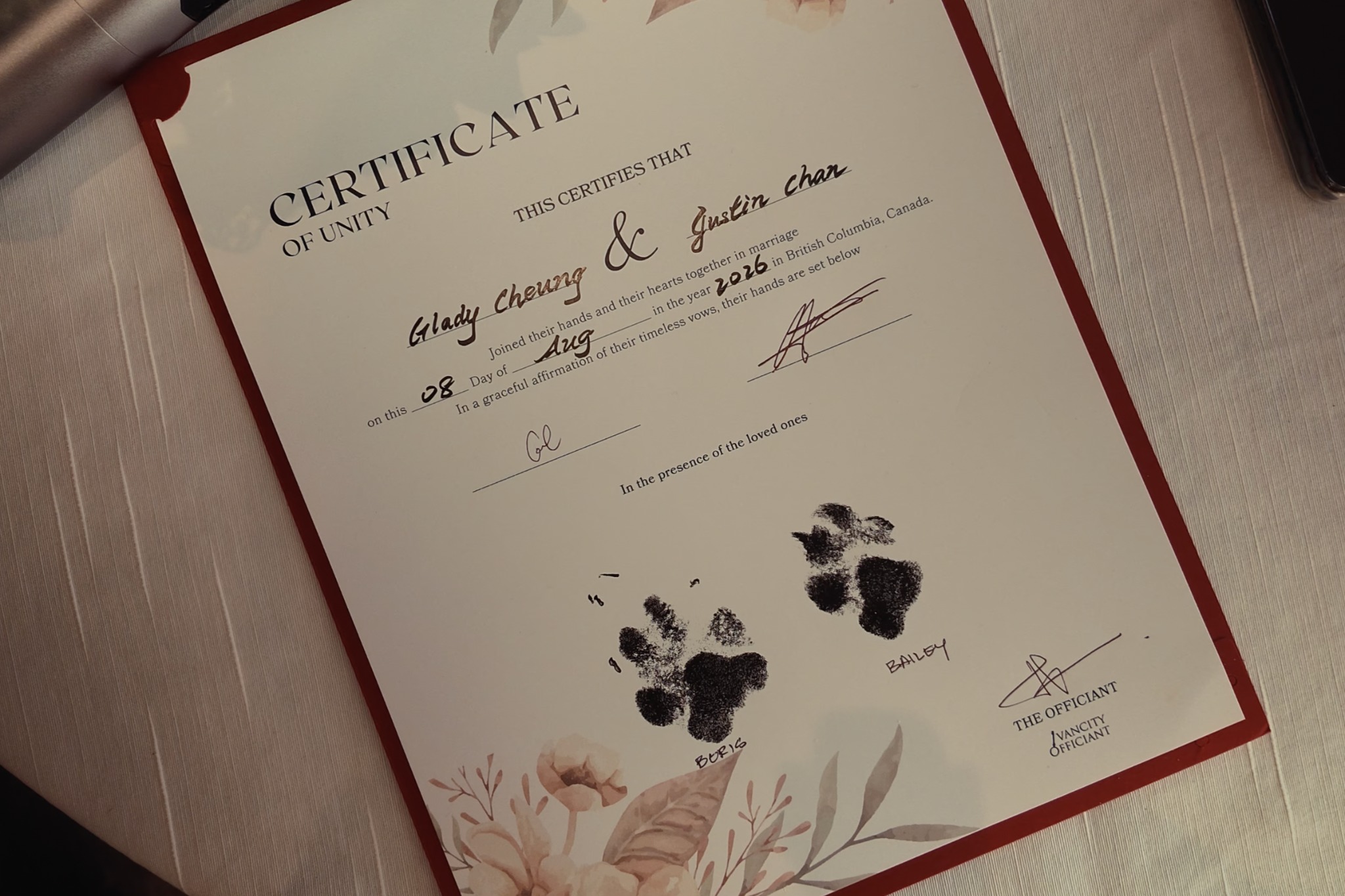 A Pawfect Witness wedding ceremony with an animal included